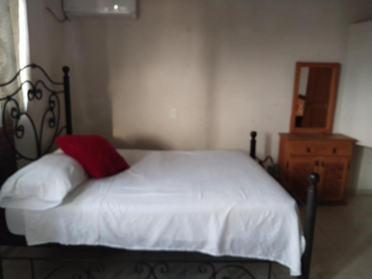 Hotel La Laguna Текескитенго Экстерьер фото